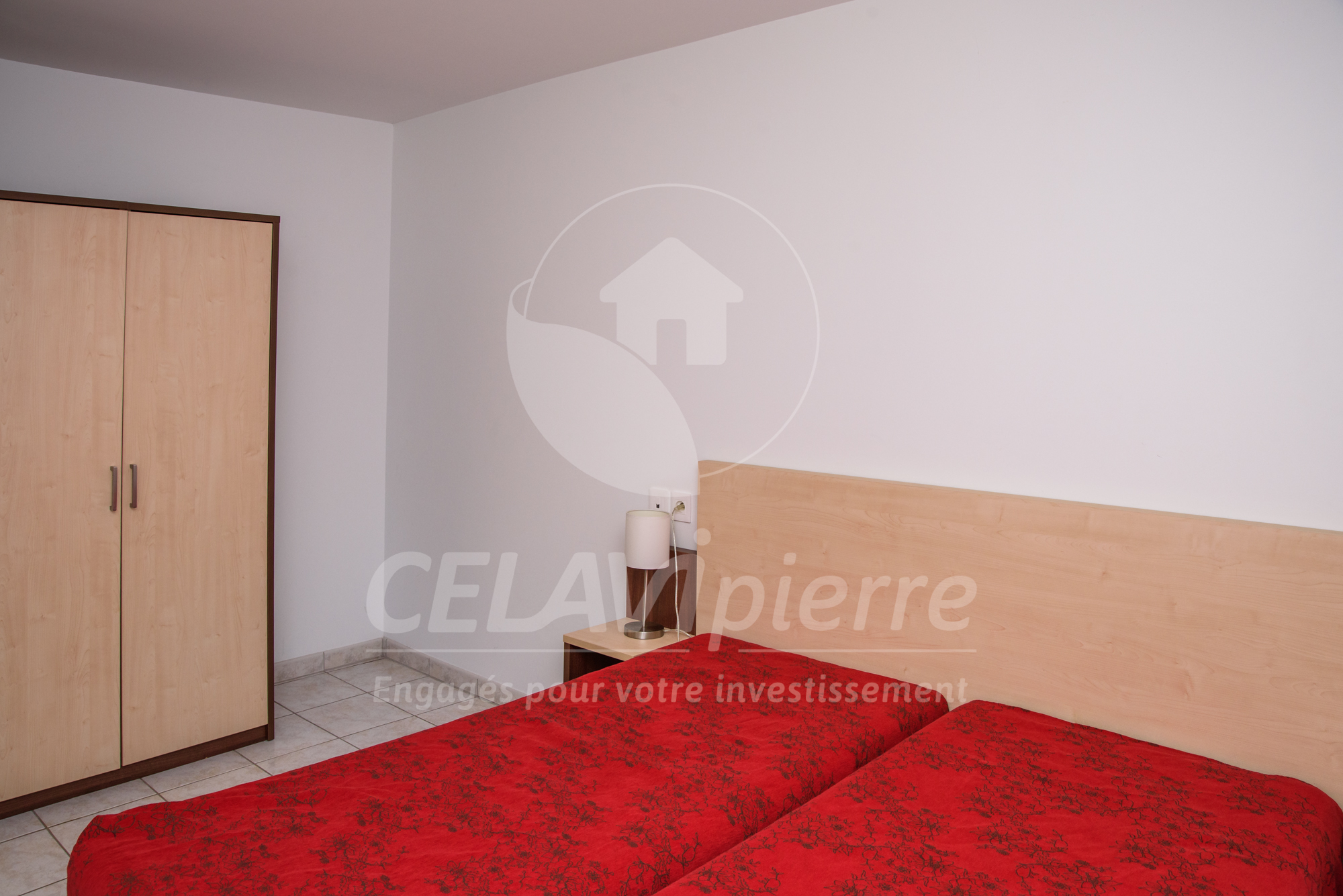 https://celavipierre.fr/extranet/admin/../downloads/PROG/LOT/941/o_1itrsdbmj1rdv19re18ul1vsk1om0b8.jpg